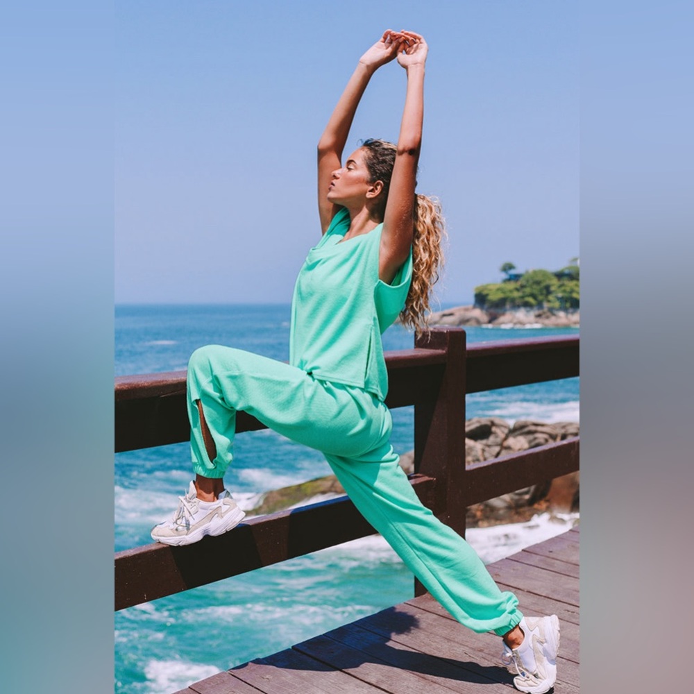 CUPSHE Honey Green V Neck Matching Set